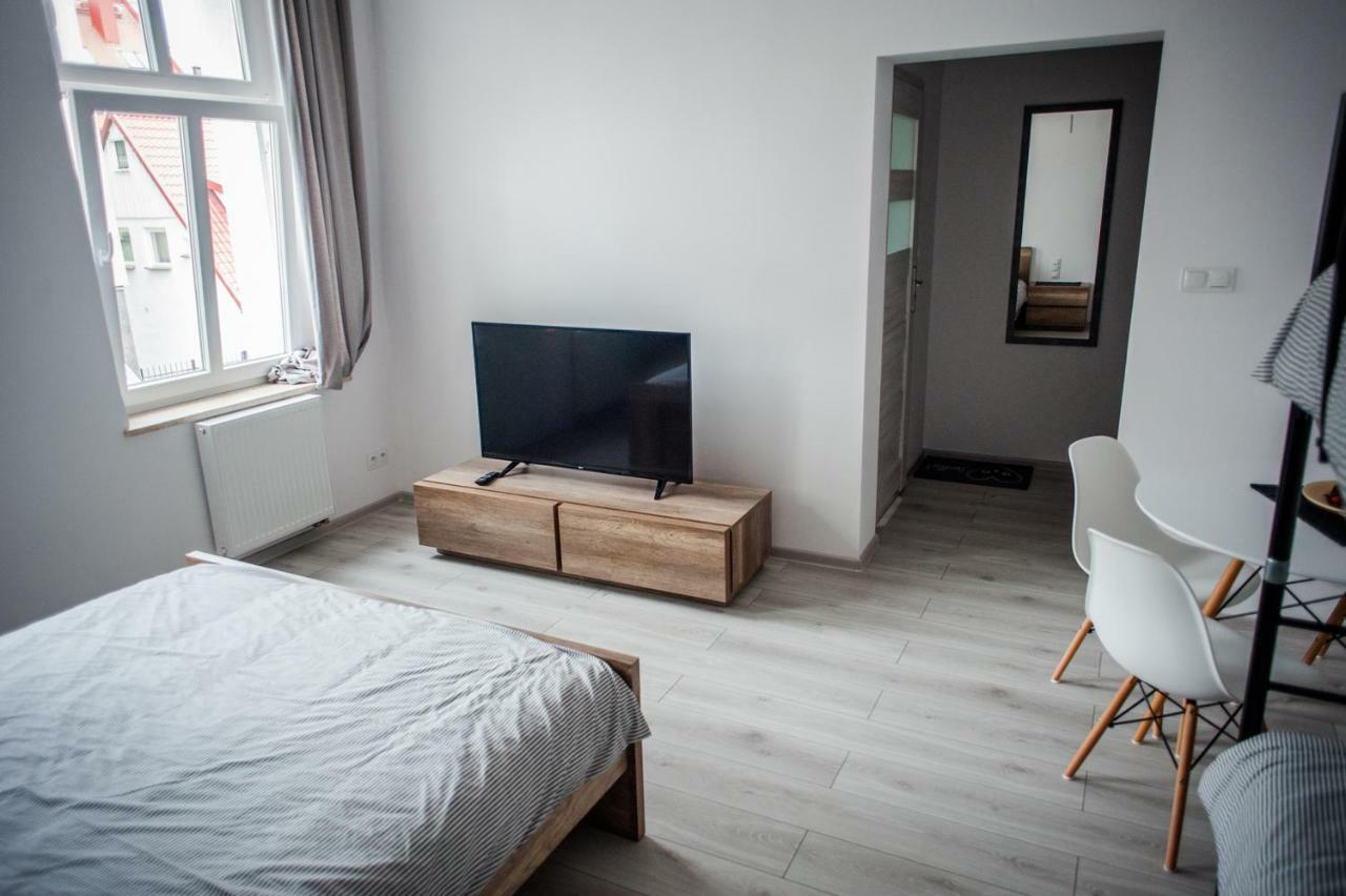 אוסטקה Ahoj Apartments מראה חיצוני תמונה