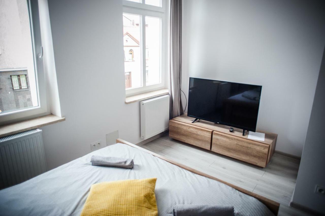 אוסטקה Ahoj Apartments מראה חיצוני תמונה