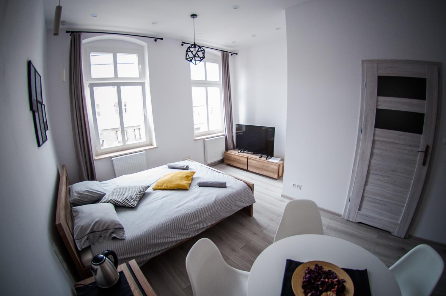 אוסטקה Ahoj Apartments מראה חיצוני תמונה